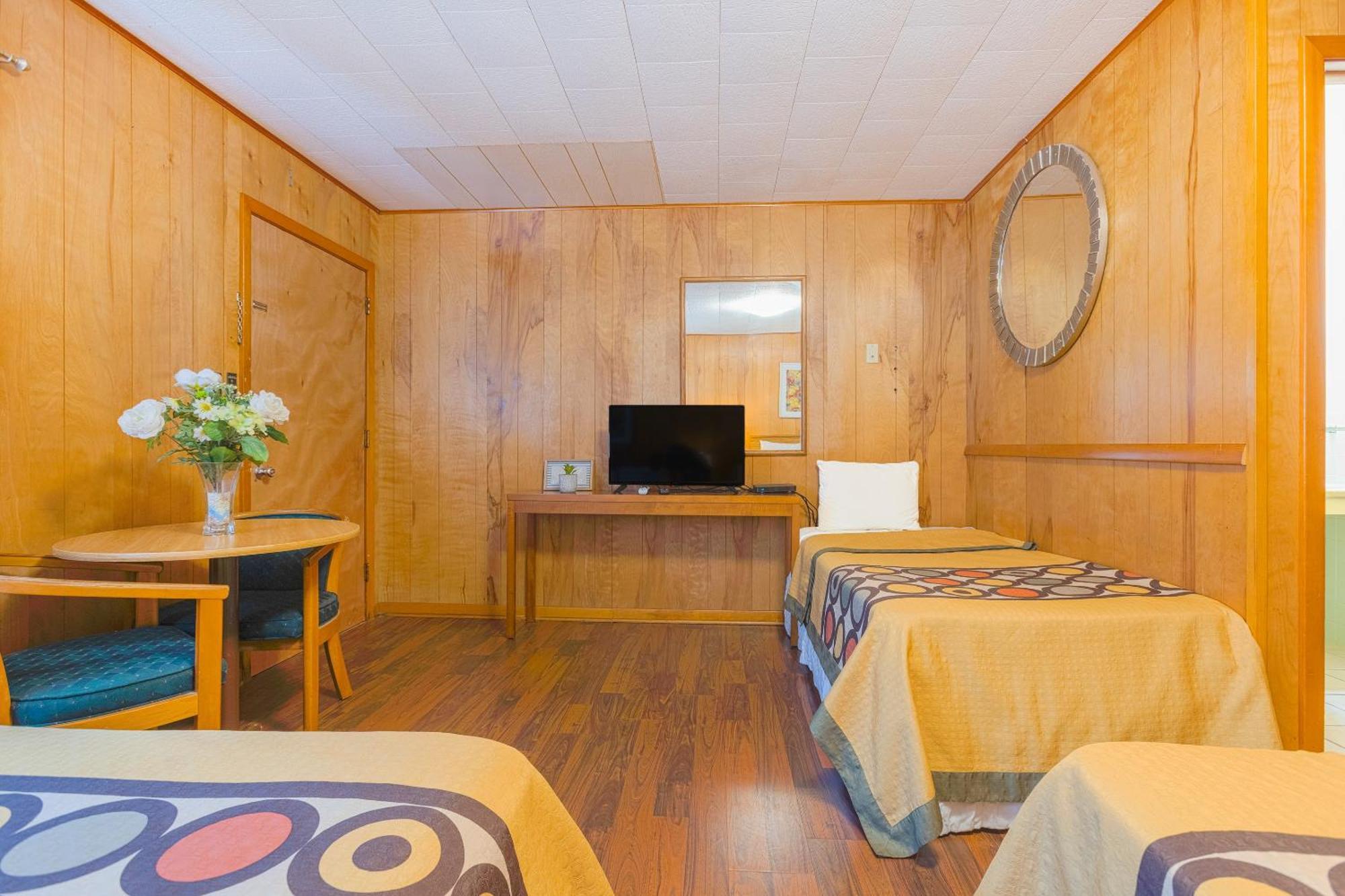 Parkside Motel By Oyo Meadville Conneaut Lake Conneaut Lakeshore Екстериор снимка