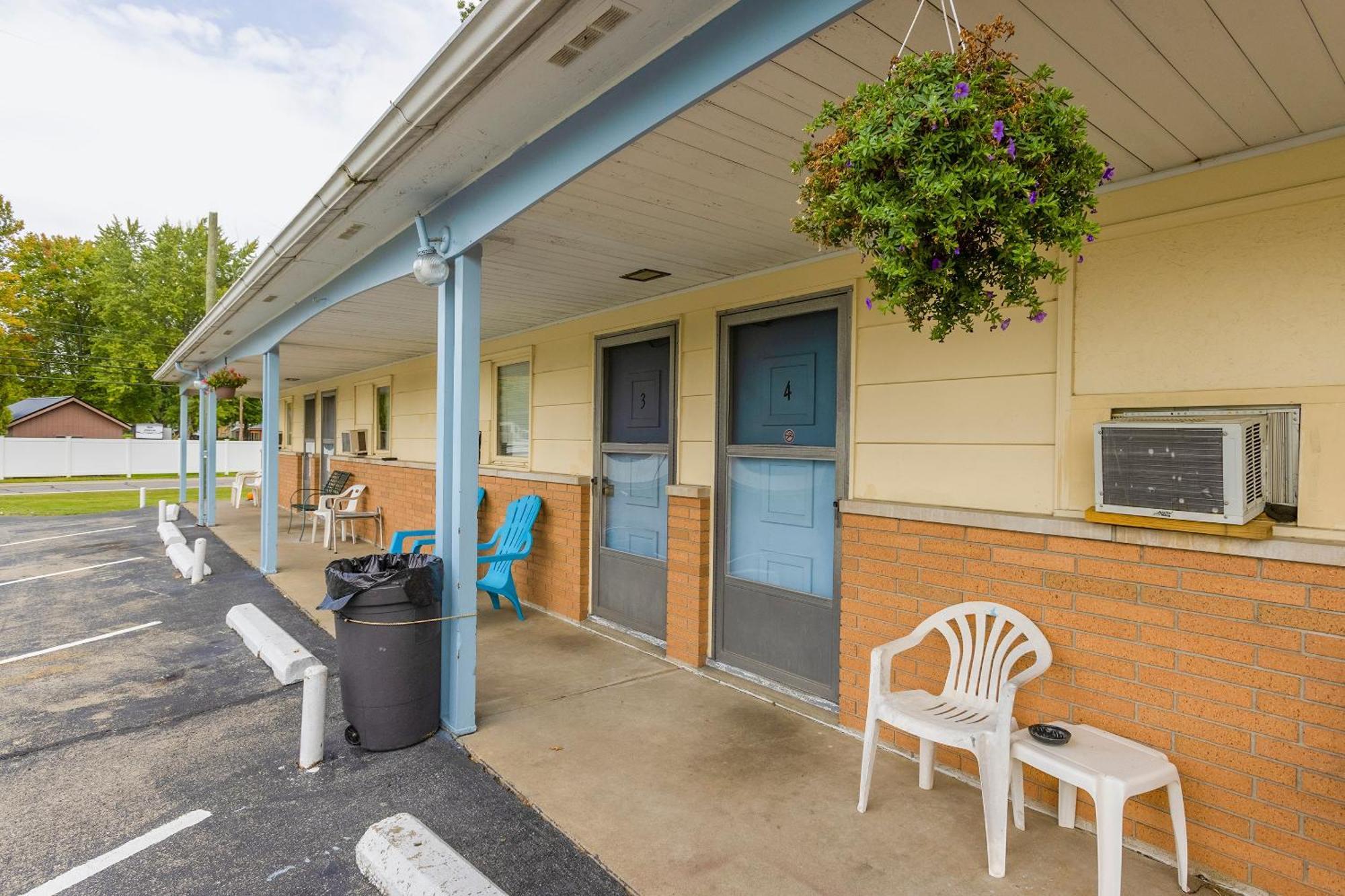 Parkside Motel By Oyo Meadville Conneaut Lake Conneaut Lakeshore Екстериор снимка