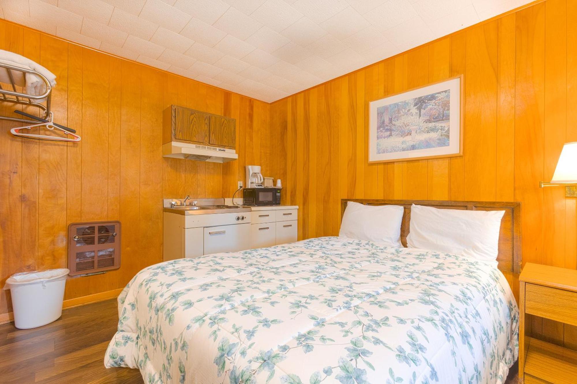 Parkside Motel By Oyo Meadville Conneaut Lake Conneaut Lakeshore Екстериор снимка