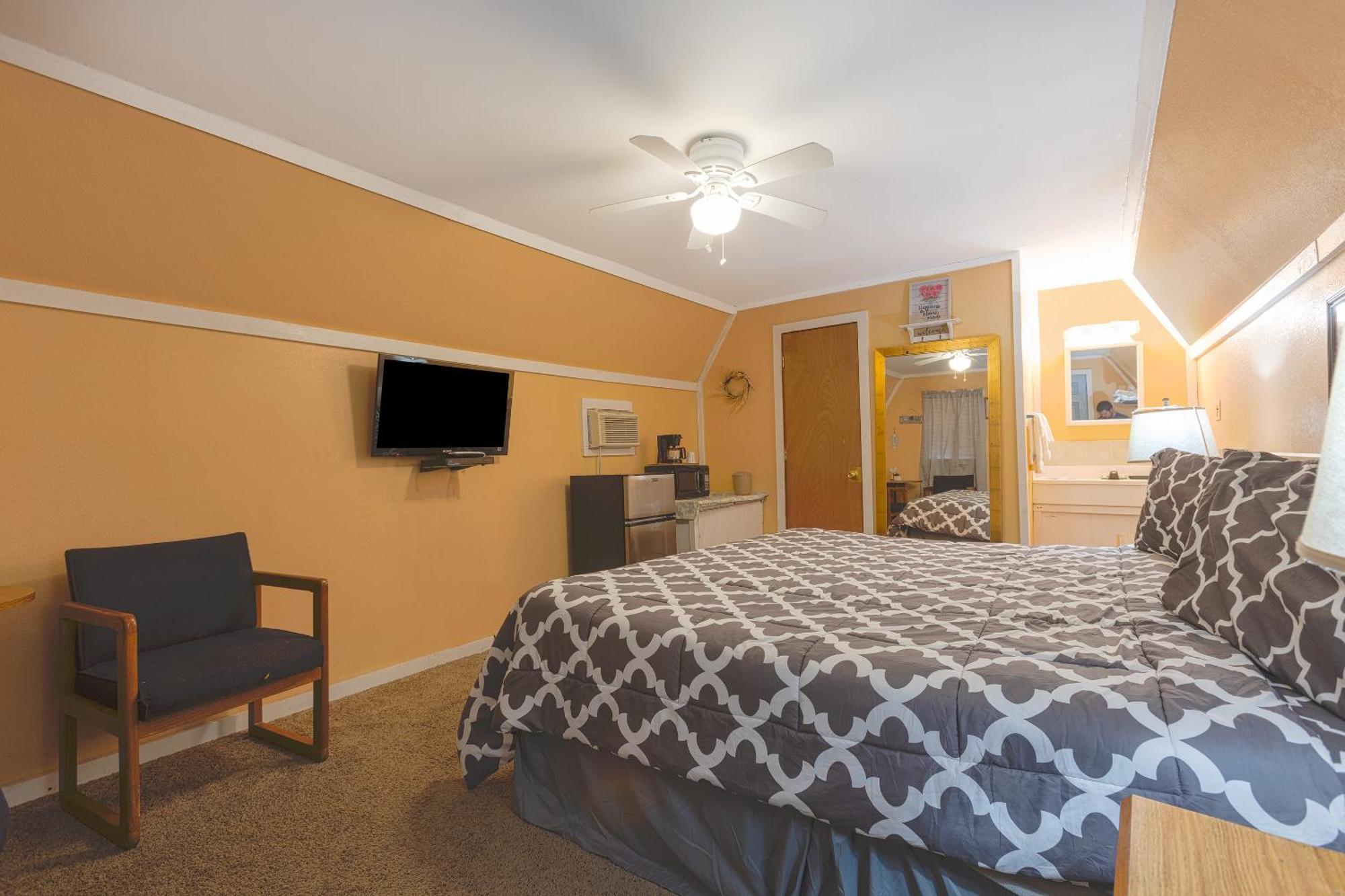 Parkside Motel By Oyo Meadville Conneaut Lake Conneaut Lakeshore Екстериор снимка